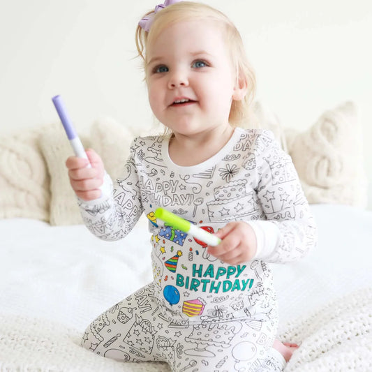 Kids DIY Graffiti Pajama Set – Color & Wear Fun Sleepwear for Boys & Girls